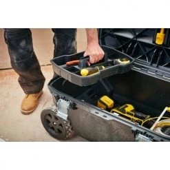 Coffre de chantier FATMAX® Stanley 113 L - 1-94-850 8 Coffre de chantier FATMAX® Stanley 113 L - 1-94-850 -Aménagement de l'atelier Soldes AFD 95802